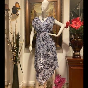 JENIFER LOPEZ: Print Dress Size XS.